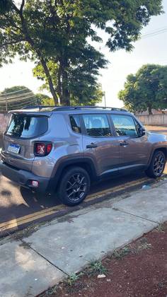 JEEP RENEGADE 1.8 16V FLEX SPORT 4P AUTOMÁTICO